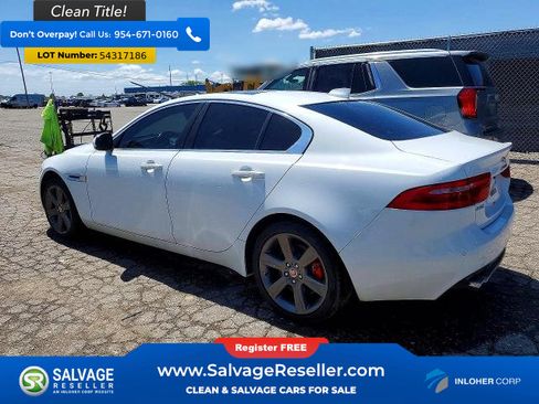 Used 2017 Jaguar XE Prestige AWD/4WD image 3