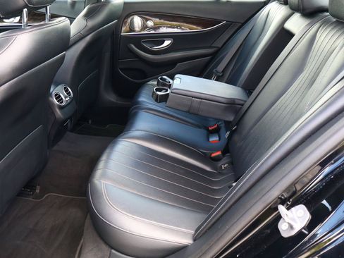 Used 2017 Mercedes-Benz E 300 image 20