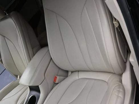 Used 2017 Lincoln MKC Premiere AWD/4WD image 12