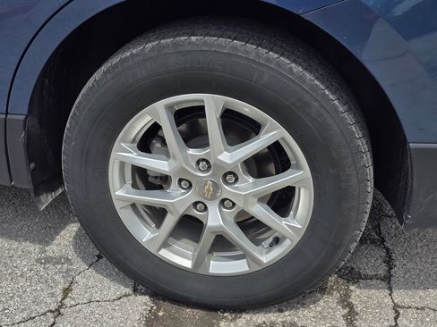 Used 2024 Chevrolet Equinox LT AWD/4WD image 7