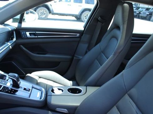 Used 2023 Porsche Panamera Platinum Edition RWD image 33