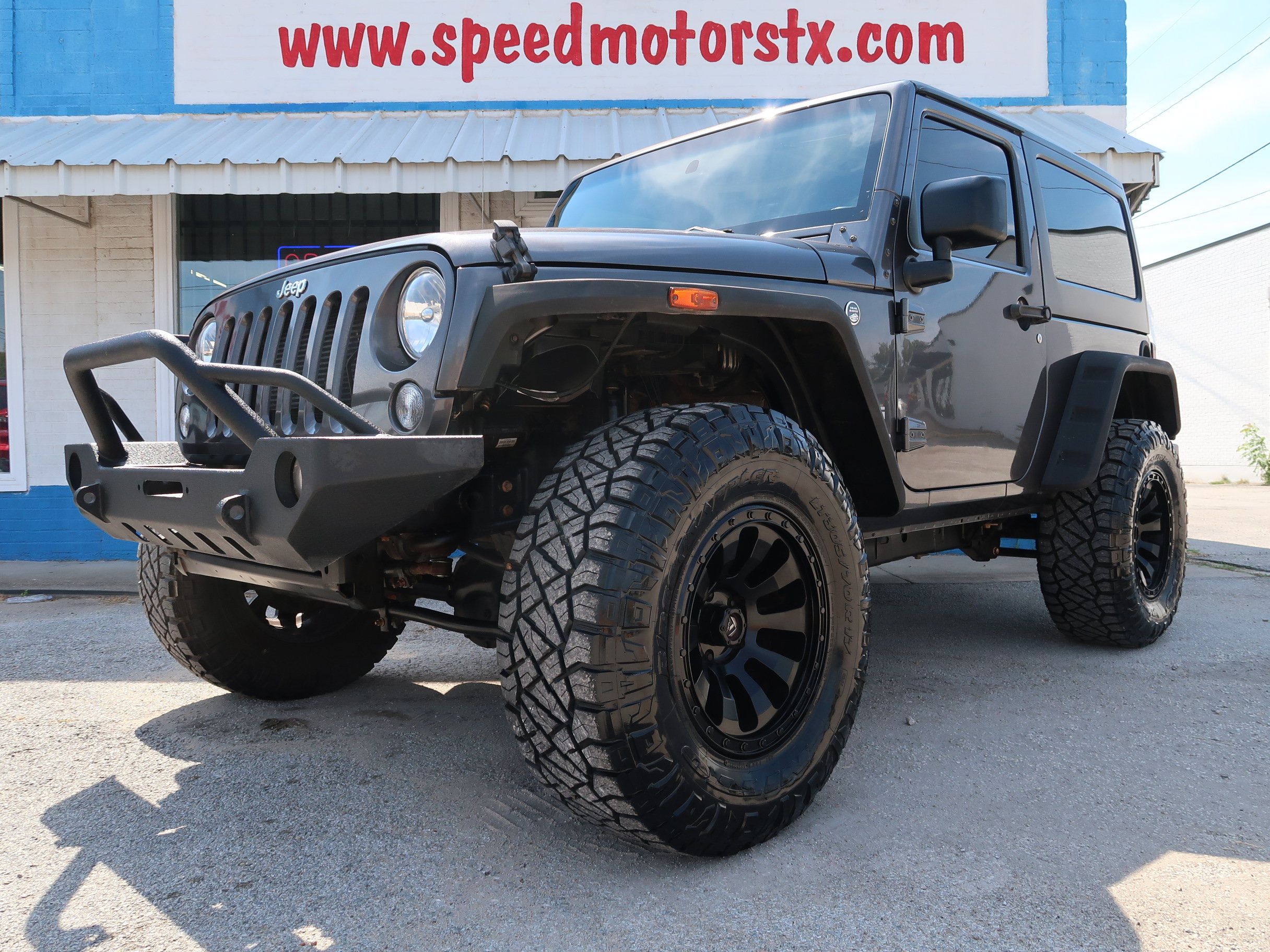 Used 2017 Jeep Wrangler Sport AWD/4WD image 5