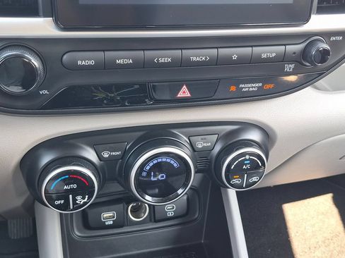 Certified 2023 Hyundai Venue SEL w/ Cargo Package FWD image 23