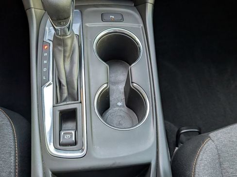 Used 2022 Chevrolet Equinox LT FWD image 9