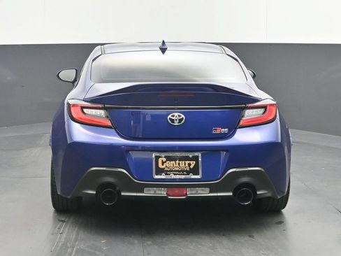 Used 2024 Toyota GR86 Premium w/ Performance Package RWD image 6