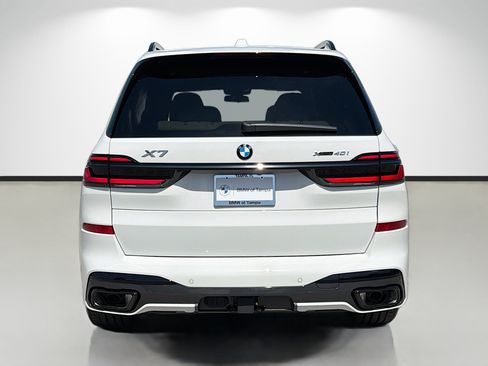New 2027 BMW X7 xDrive40i w/ Executive Package AWD/4WD image 4