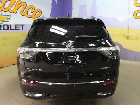 Used 2023 Buick Enclave Avenir w/ Avenir Technology Package AWD/4WD image 7