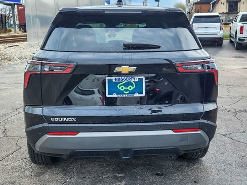 Used 2025 Chevrolet Equinox LT image 5