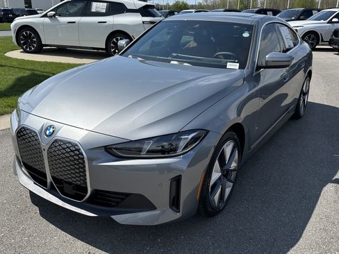 Used 2026 BMW i4 xDrive40i AWD/4WD image 5