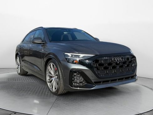New 2026 Audi Q8 Prestige image 1