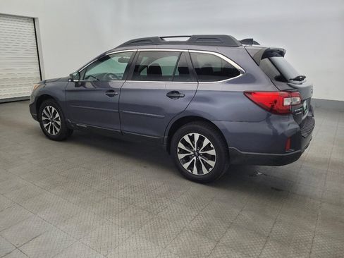 Used 2016 Subaru Outback 2.5i Limited image 3