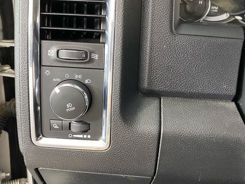 Used 2017 RAM 1500 Laramie w/ Convenience Group AWD/4WD image 23