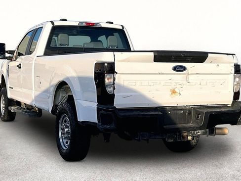 Used 2022 Ford F250 XL w/ Power Equipment Group image 16