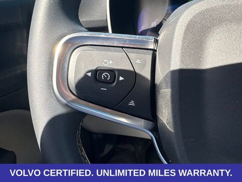 Used 2024 Volvo XC40 B5 Plus w/ Protection Package Premier AWD/4WD image 22