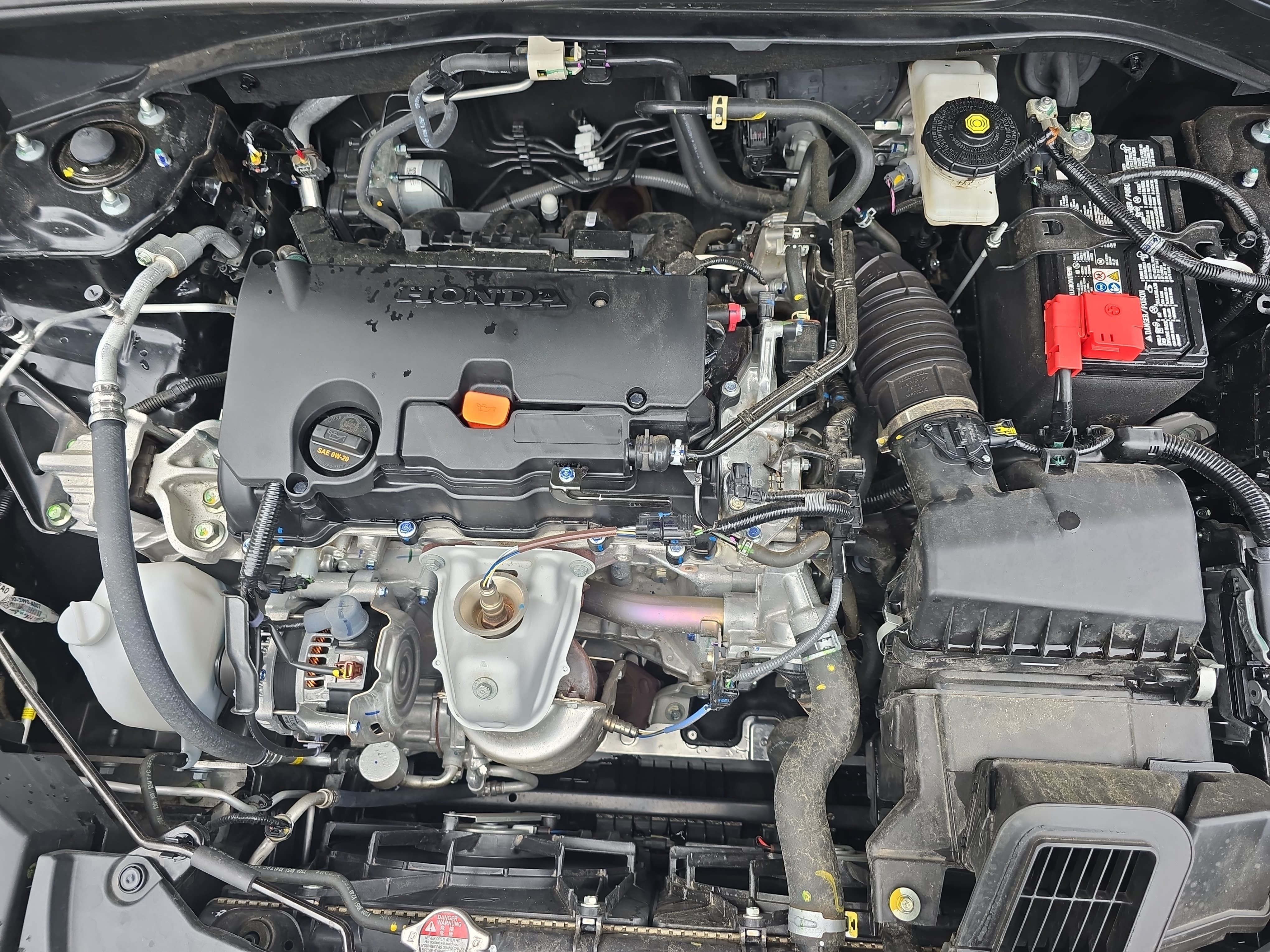 Certified 2025 Honda HR-V Sport image 29