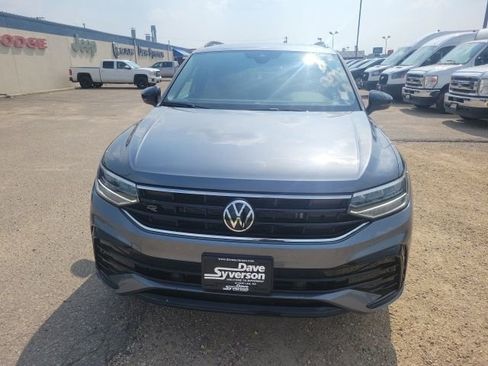 New 2024 Volkswagen Tiguan SE R-Line image 31