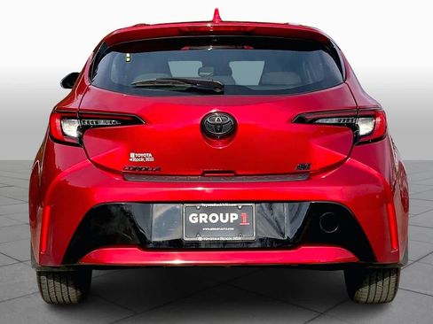 Used 2024 Toyota Corolla SE w/ SE Package image 5