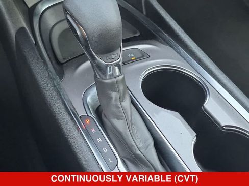 Used 2024 Chevrolet Malibu LT FWD image 29