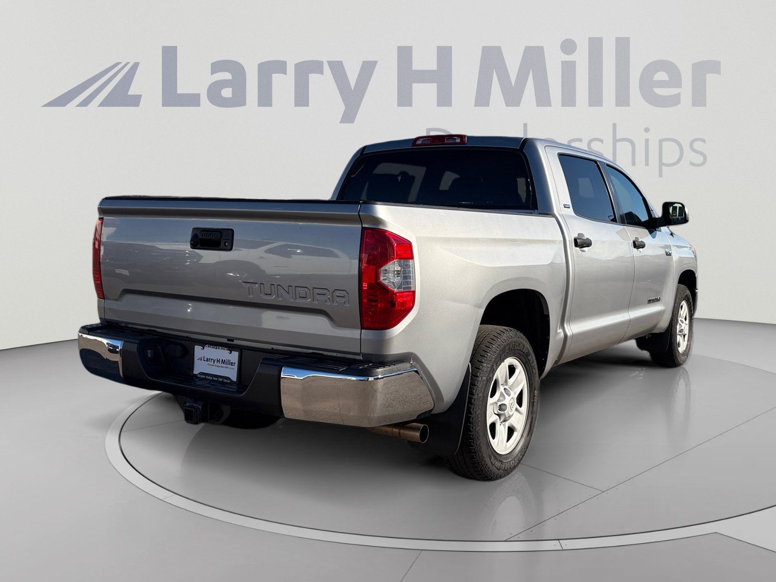 Used 2019 Toyota Tundra SR5 RWD image 5