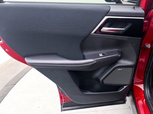 New 2025 Mitsubishi Outlander ES image 24