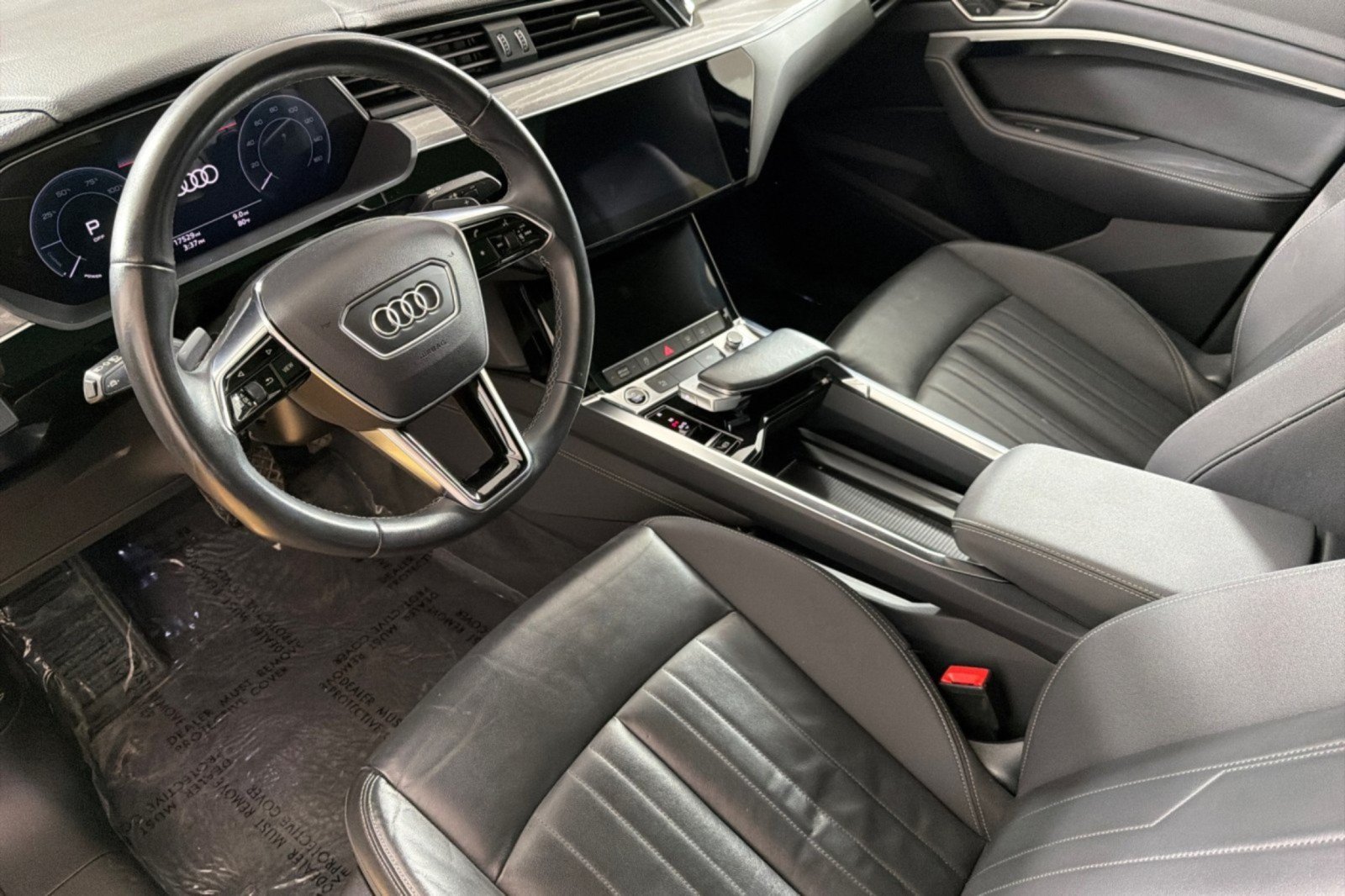 Used 2024 Audi Q8 e-tron Premium AWD/4WD image 9