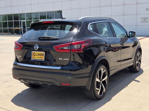 Used 2022 Nissan Rogue Sport SL AWD/4WD image 7