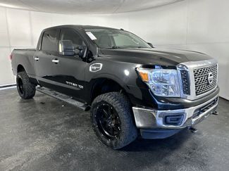 Used 2018 Nissan Titan SV video 2