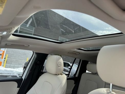 Certified 2021 Mercedes-Benz GLB 250 4MATIC image 20