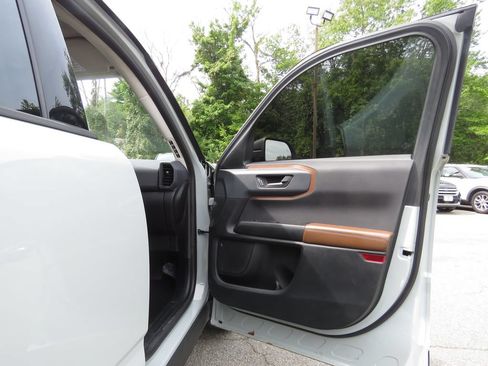 Used 2021 Ford Bronco Sport Outer Banks AWD/4WD image 12