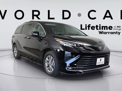 Used 2022 Toyota Sienna XLE w/ XLE Plus Package