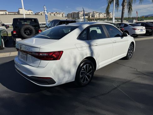 Used 2025 Volkswagen Jetta S image 10