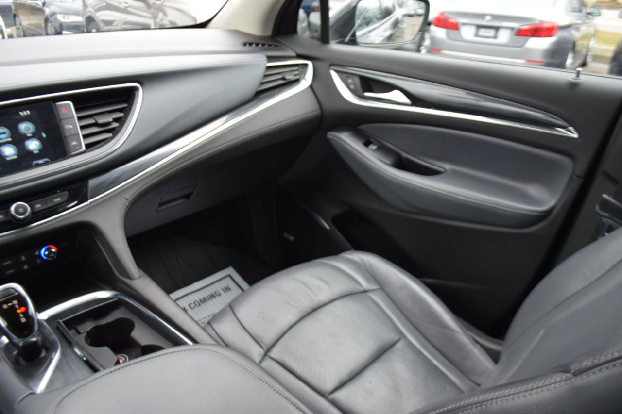 Used 2018 Buick Enclave Premium w/ Trailering Package AWD/4WD image 13