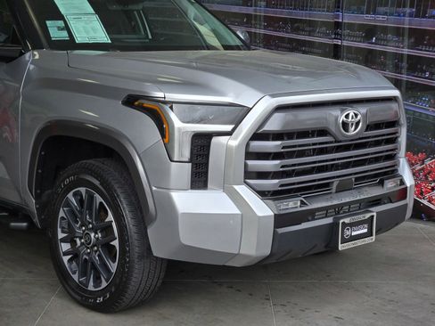 Used 2023 Toyota Tundra Limited image 2