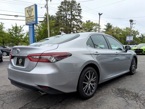 Used 2023 Toyota Camry XLE image 7