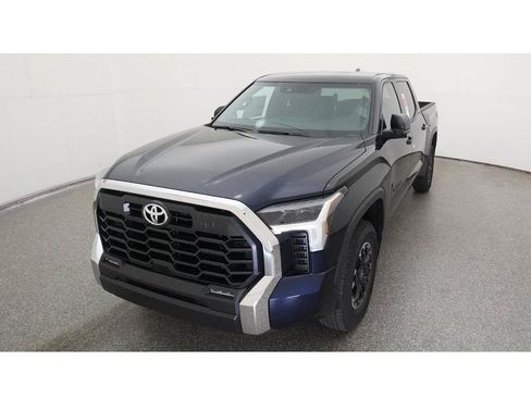 New 2026 Toyota Tundra SR5 AWD/4WD image 16