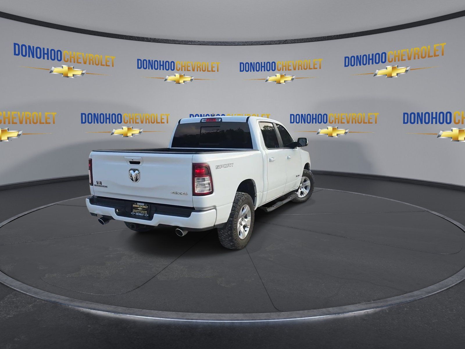 Used 2022 RAM 1500 Big Horn AWD/4WD image 11