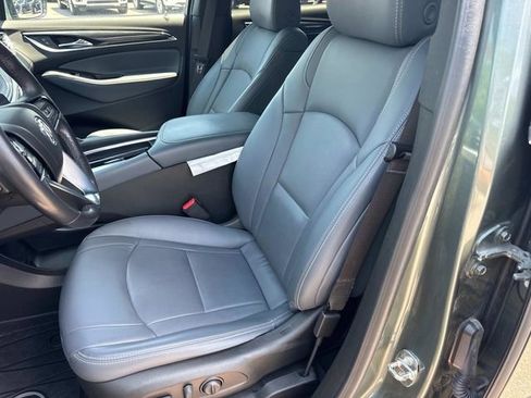 Used 2023 Buick Enclave Essence AWD/4WD image 29