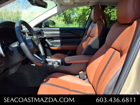 Used 2025 MAZDA CX-50 Meridian Edition w/ Apex Package AWD/4WD image 11