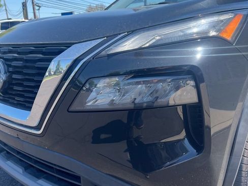 Used 2022 Nissan Rogue S AWD/4WD image 11