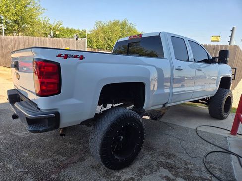 Used 2018 Chevrolet Silverado 1500 LT w/ All Star Edition image 2