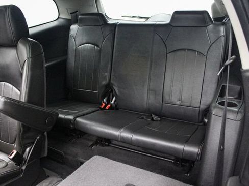 Used 2016 Buick Enclave Leather AWD/4WD image 23