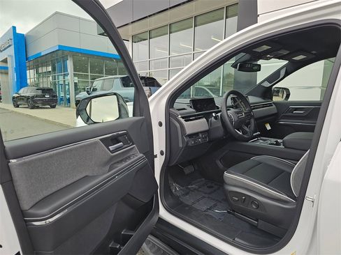 New 2026 GMC Sierra EV Elevation image 21