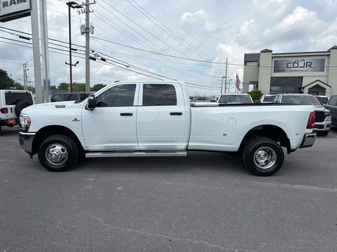 Used 2023 RAM 3500 Tradesman w/ Safety Group AWD/4WD image 5