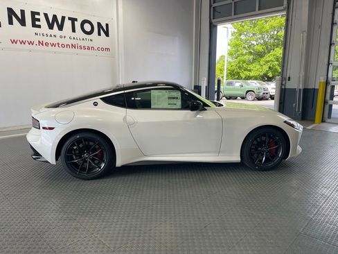 New 2026 Nissan Z Performance w/ Floor Mat Package RWD image 9