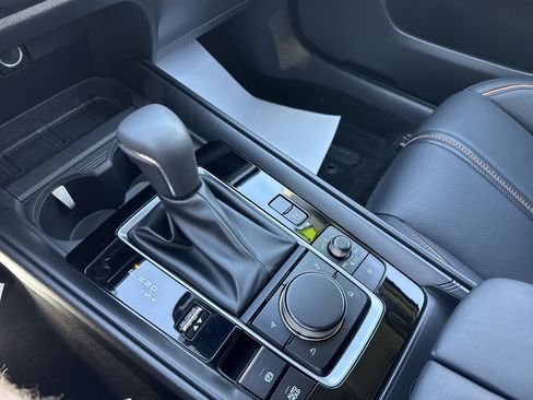 Certified 2025 MAZDA CX-50 AWD 2.5 Hybrid w/ Premium Pkg image 23