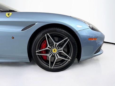Certified 2017 Ferrari California T RWD image 27