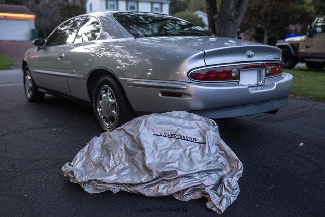 Used 1999 Buick Riviera Supercharged Coupe FWD image 70
