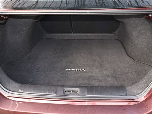 Used 2024 Nissan Sentra SV image 9