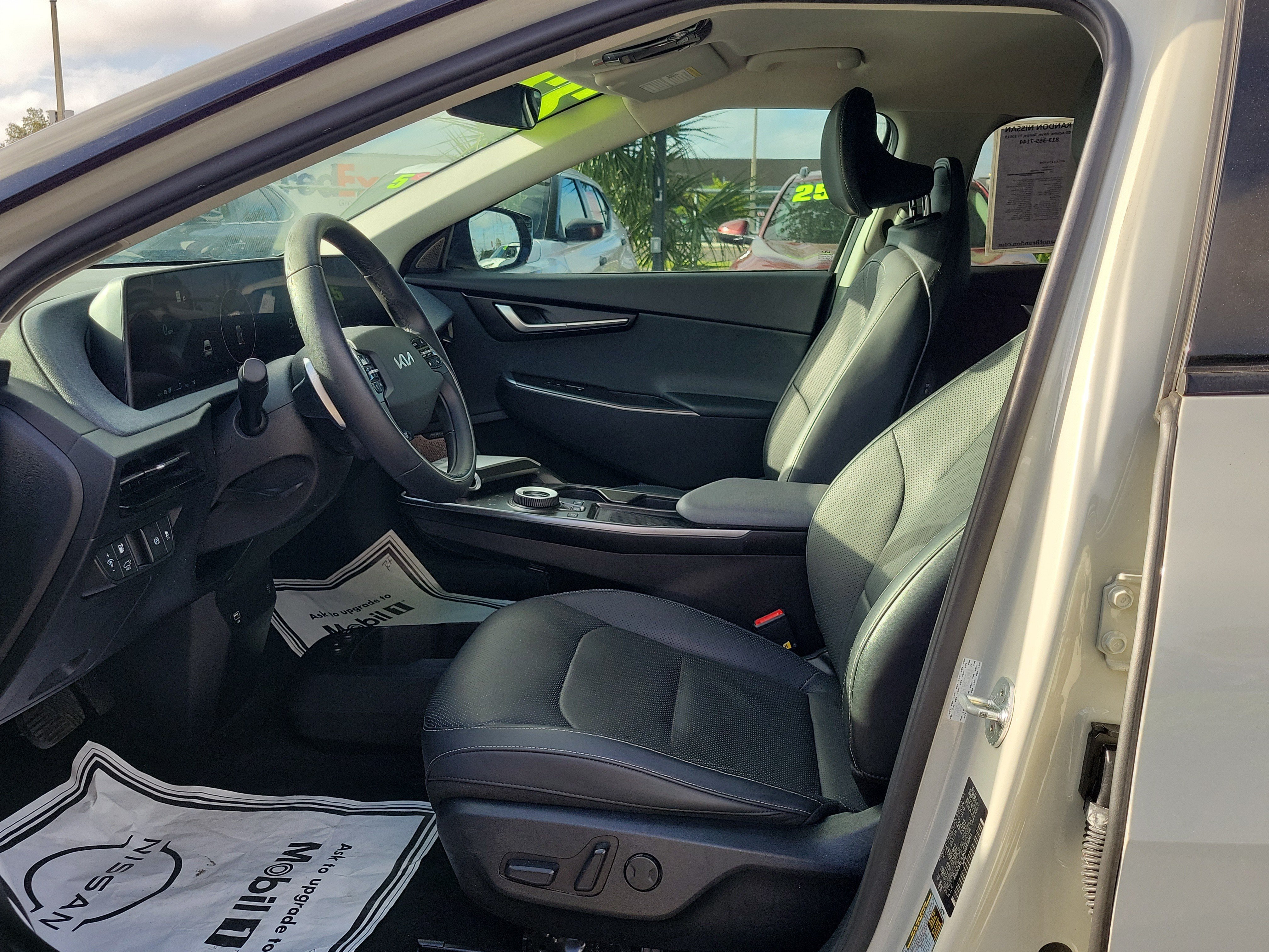 Used 2022 Kia EV6 Wind RWD image 17