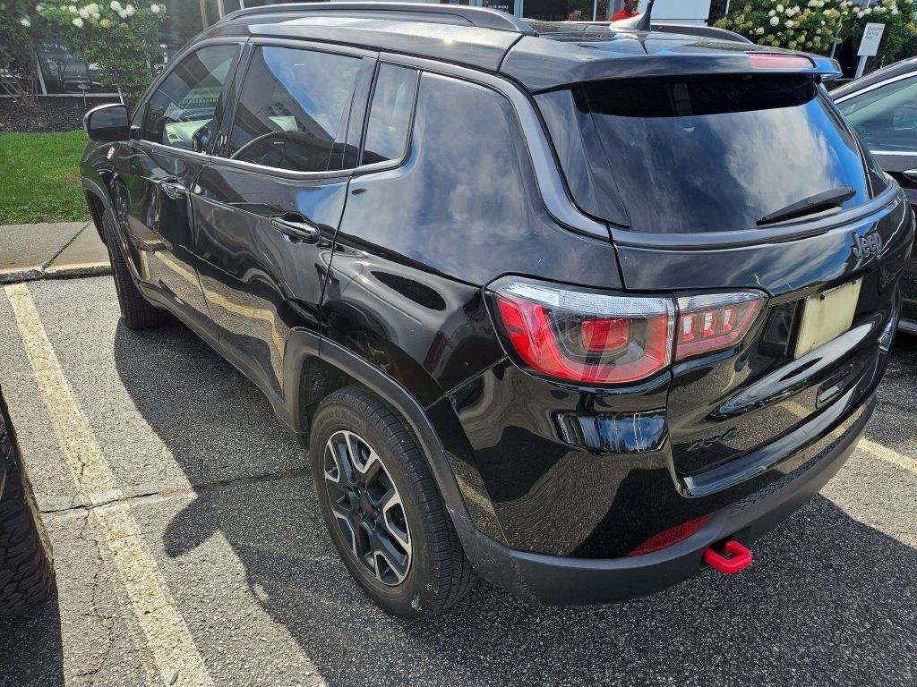 Used 2020 Jeep Compass Trailhawk w/ Cold Weather Group AWD/4WD image 4